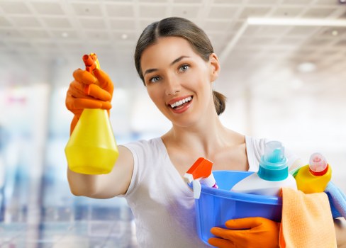 Cleaners working in a London home with access and parking challenges